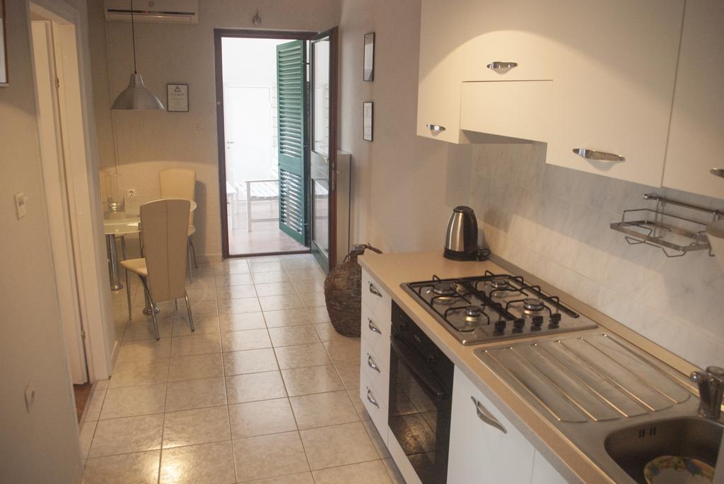 Apartments Vongula Trogir Eksteriør bilde